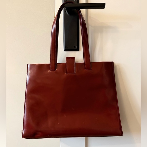 Authentic Vtg Furla Italian Shoulder Bag  — Structured Glossy Finish - Deep Red - Picture 4 of 8